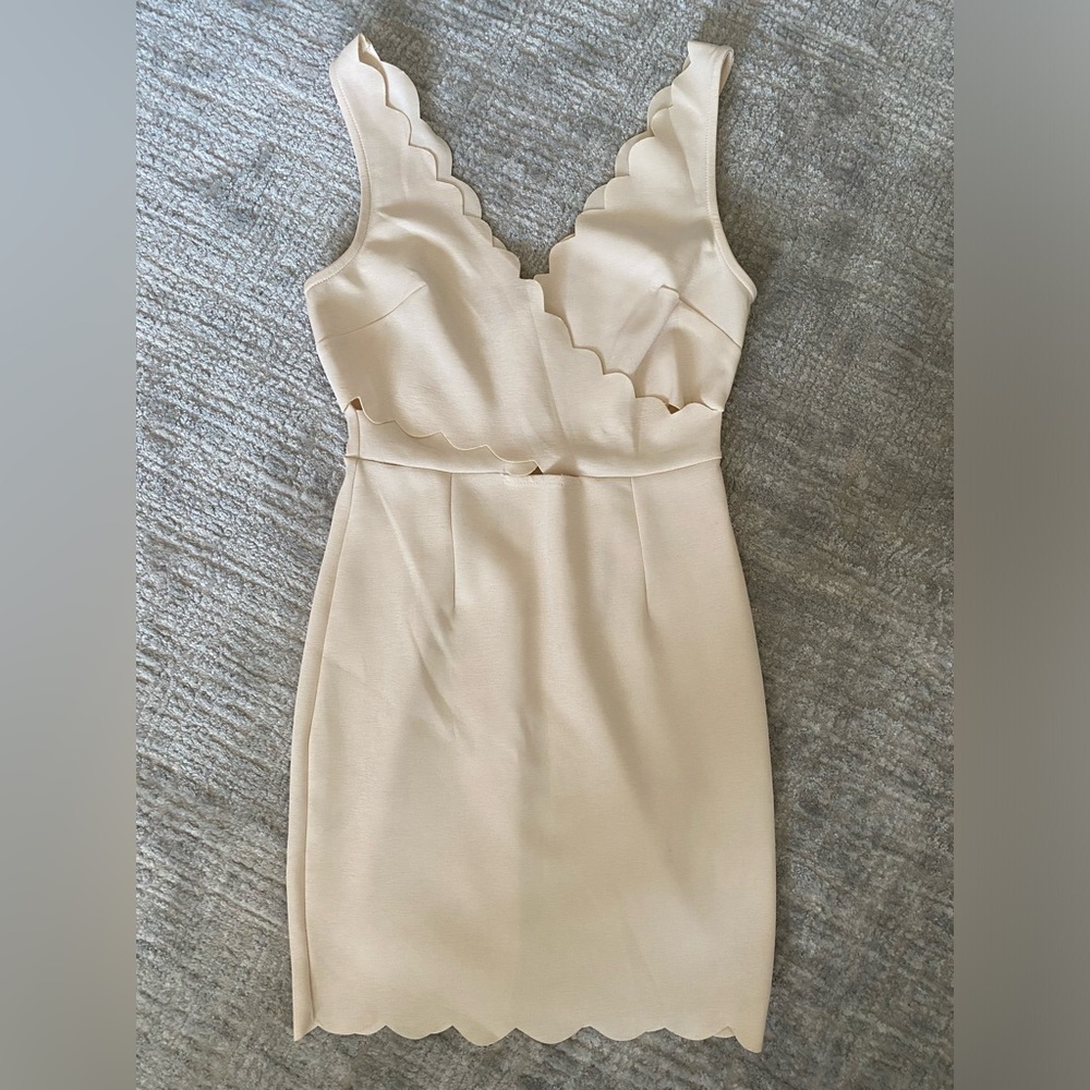 XS Hello Molly dress